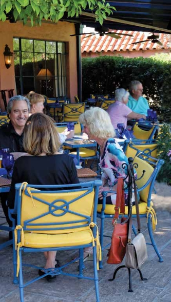 Orion-purse-stands-1